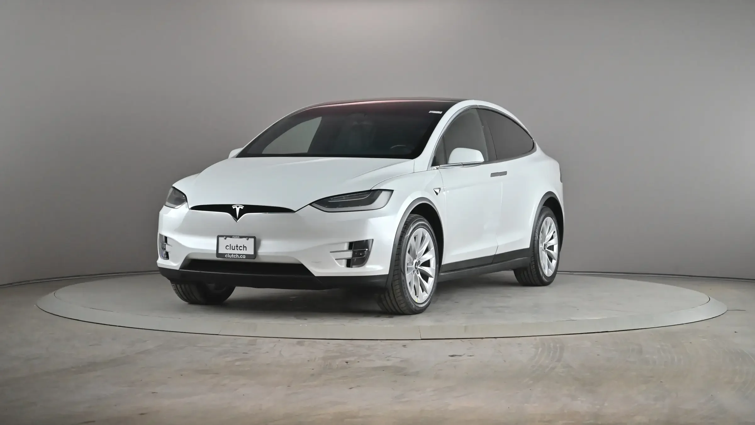 Tesla Model X 90D - Photo 3