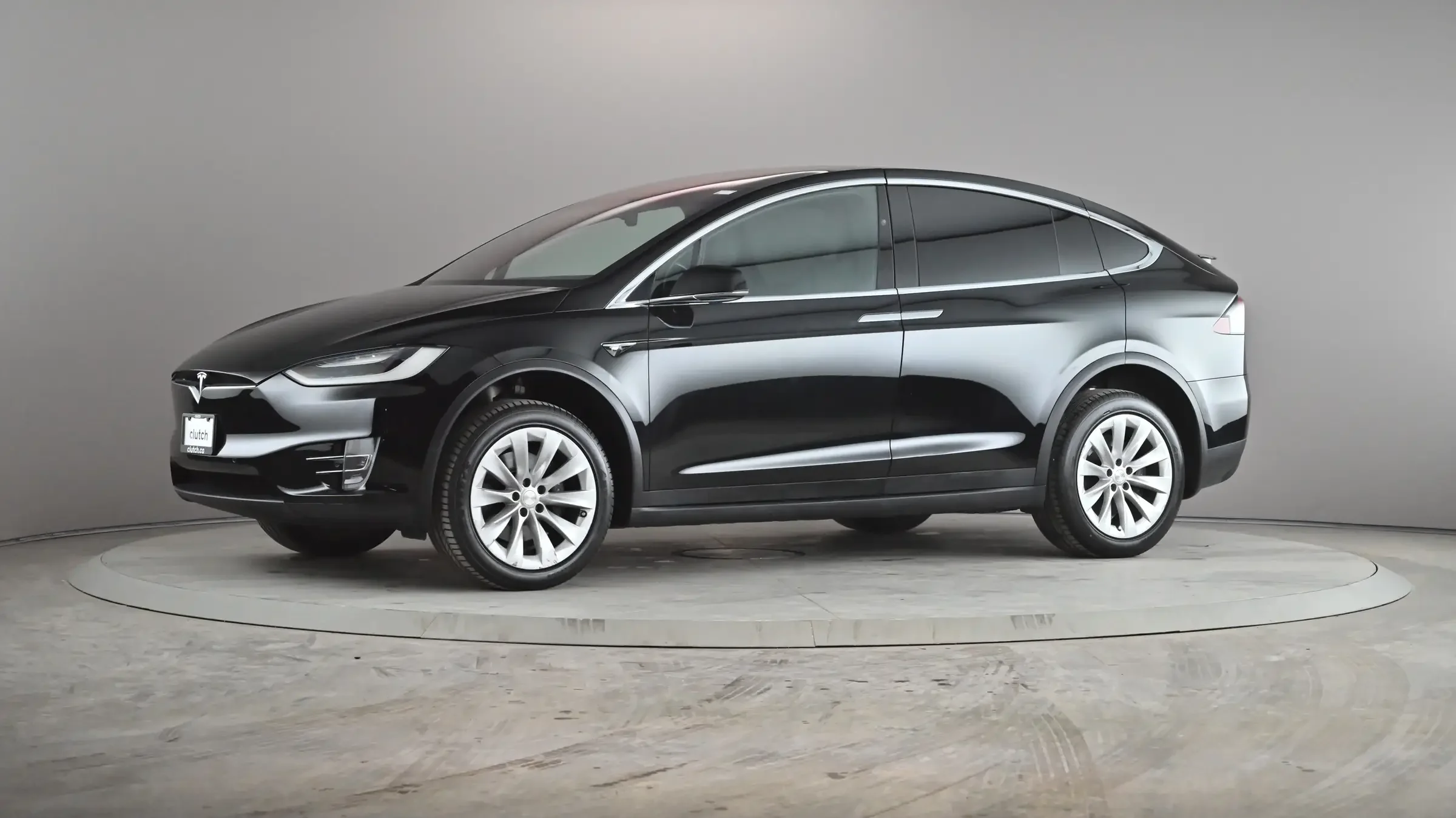 Tesla Model X 75D - Photo 2