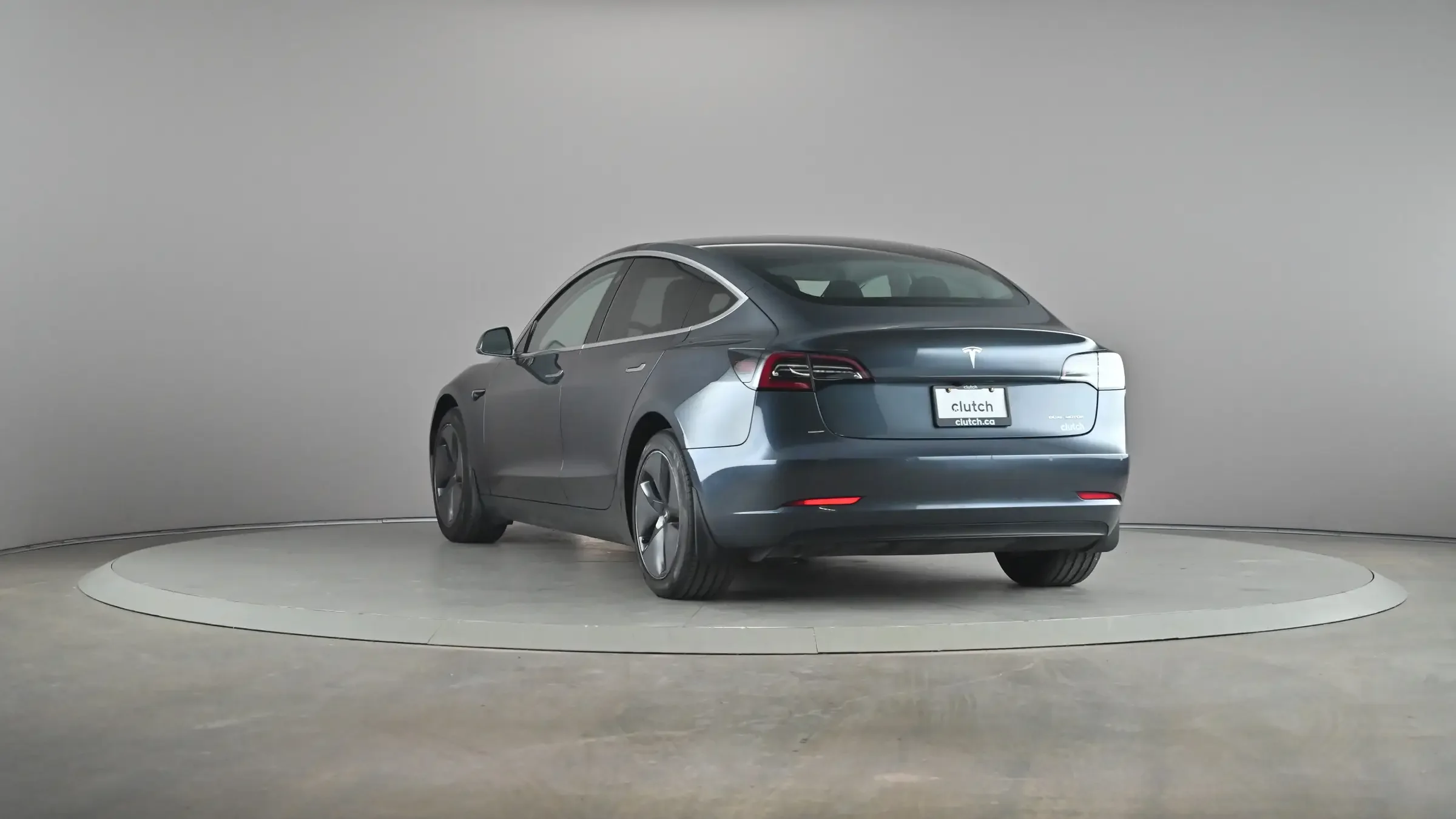 Tesla Model 3 Long Range - Photo 3