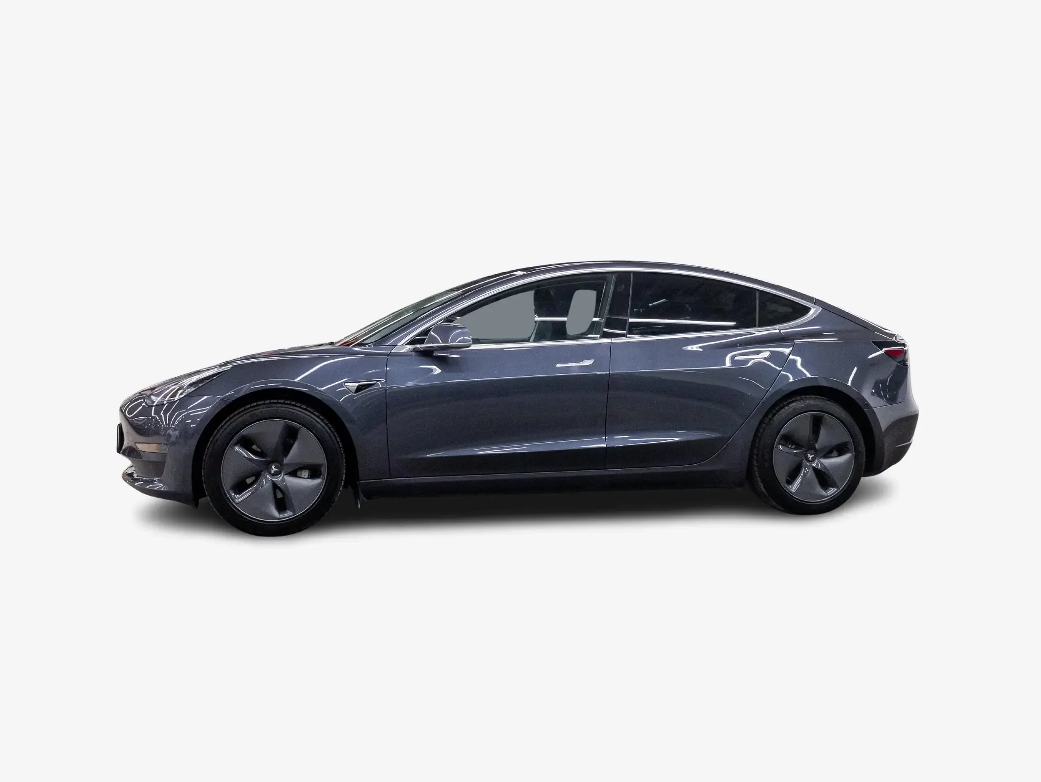 Tesla Model 3 Standard Range Plus - Photo 2