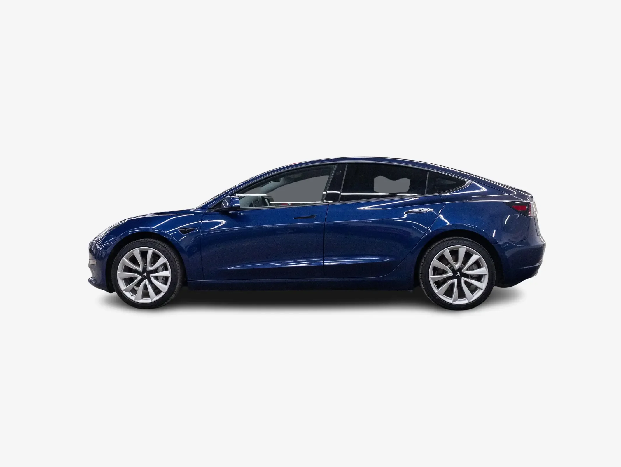 Tesla Model 3 Standard Range Plus - Photo 2