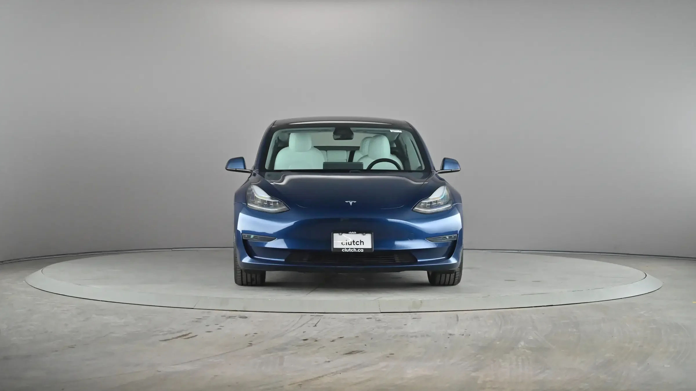 Tesla Model 3 Standard Range Plus - Photo 2