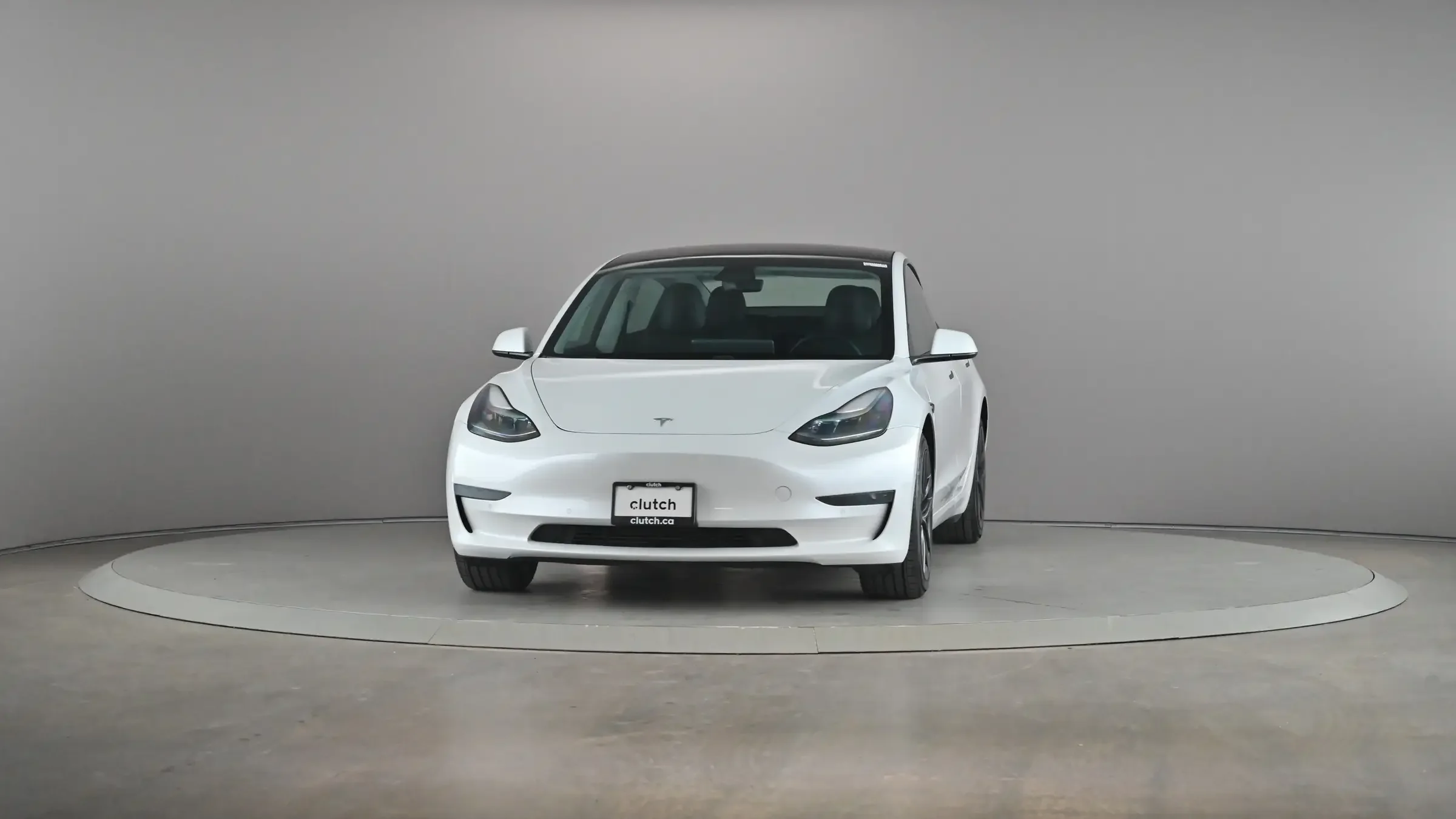 Tesla Model 3 Standard Range Plus - Photo 2