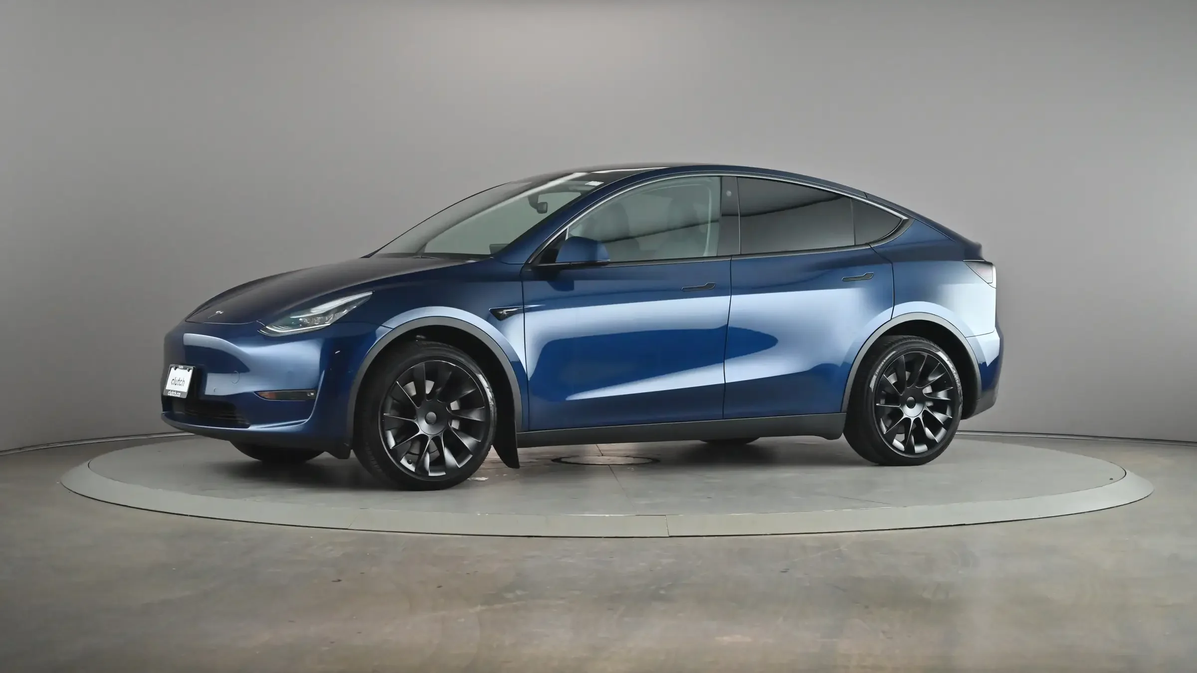 Tesla Model Y Long Range - Photo 1