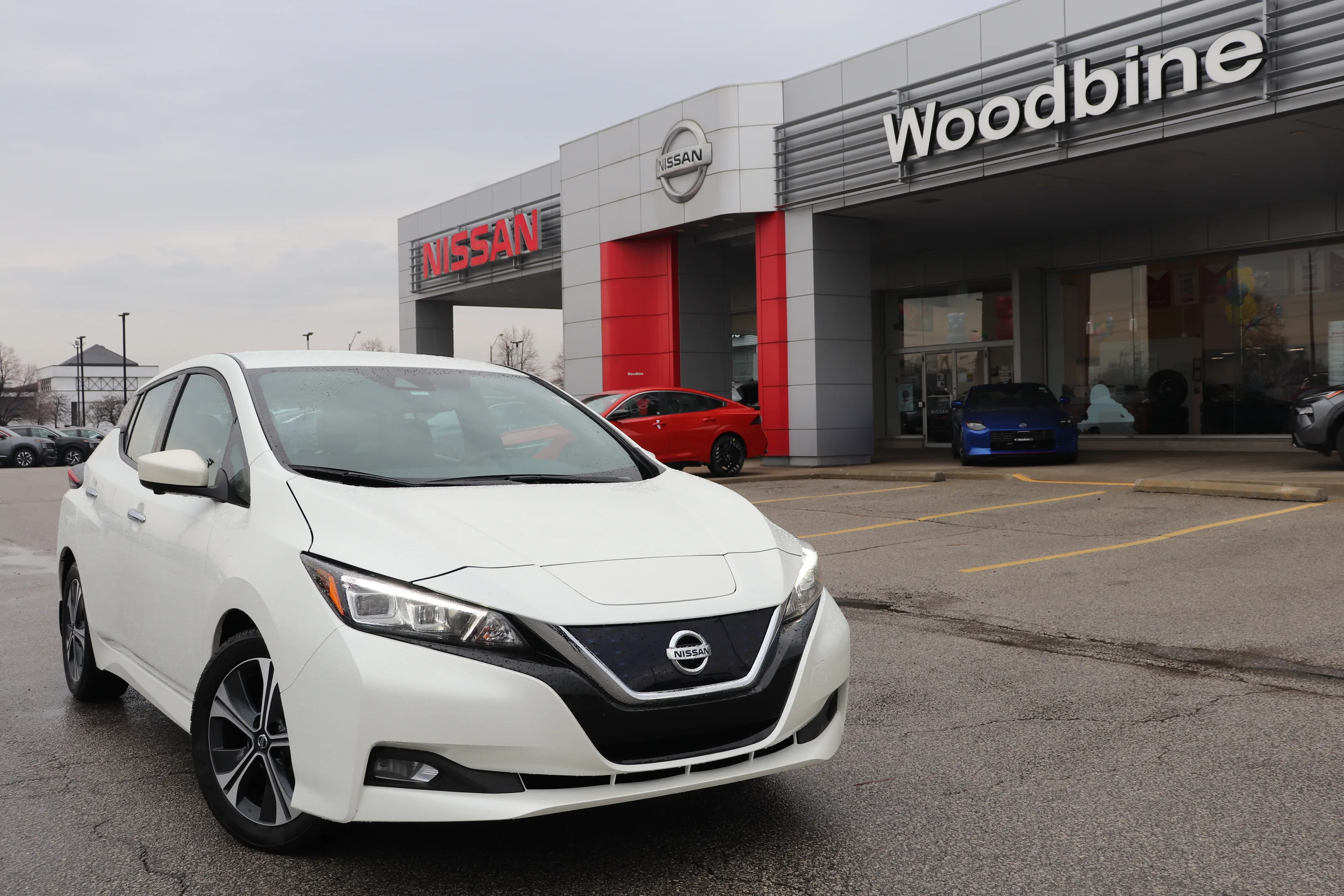 2022 Nissan LEAF SV SV
