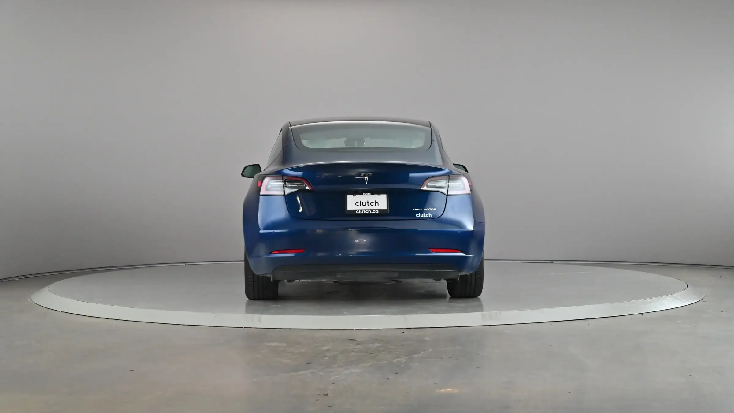 Tesla Model 3 Long Range - Photo 2