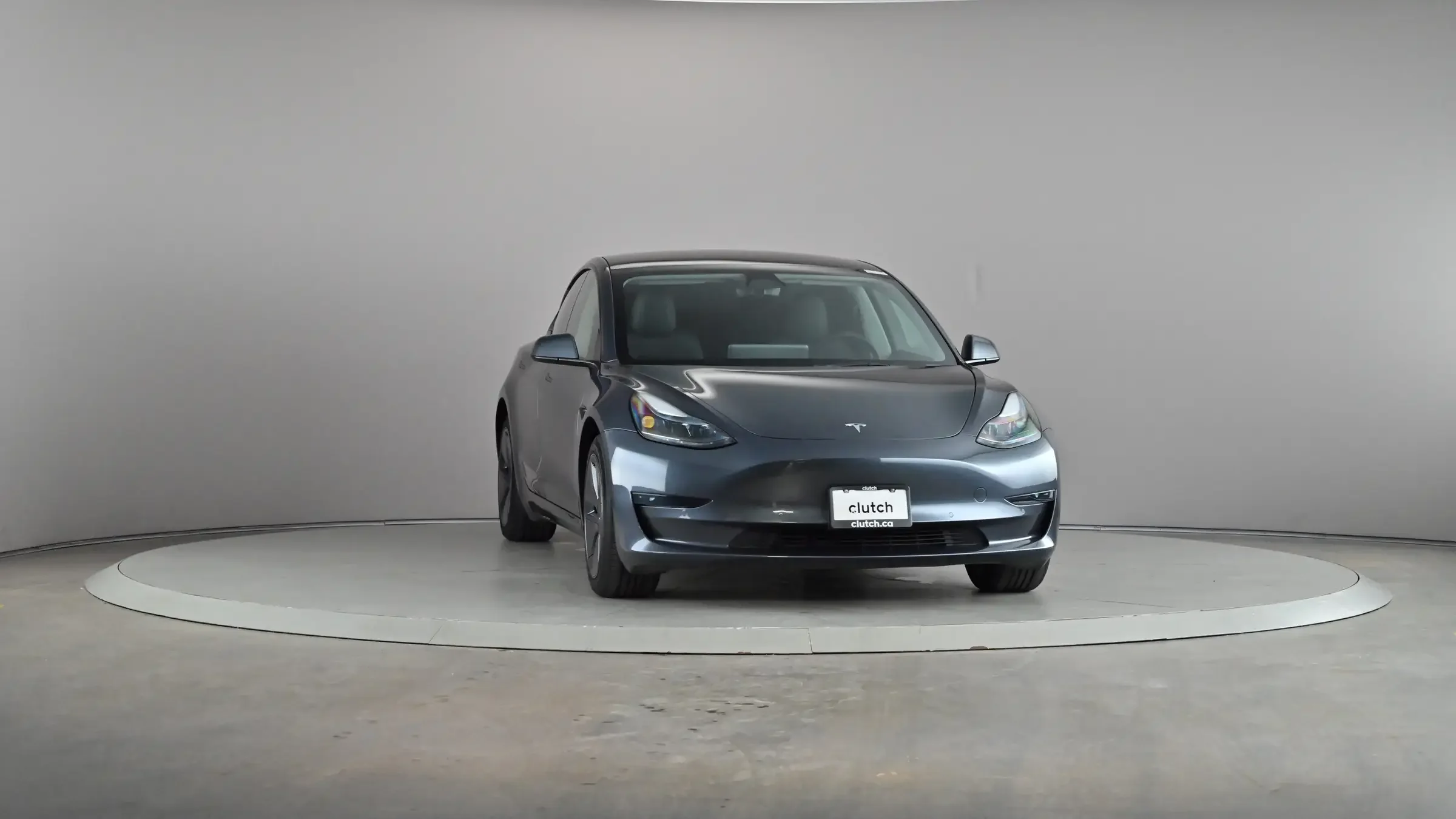 Tesla Model 3 Standard Range - Photo 1