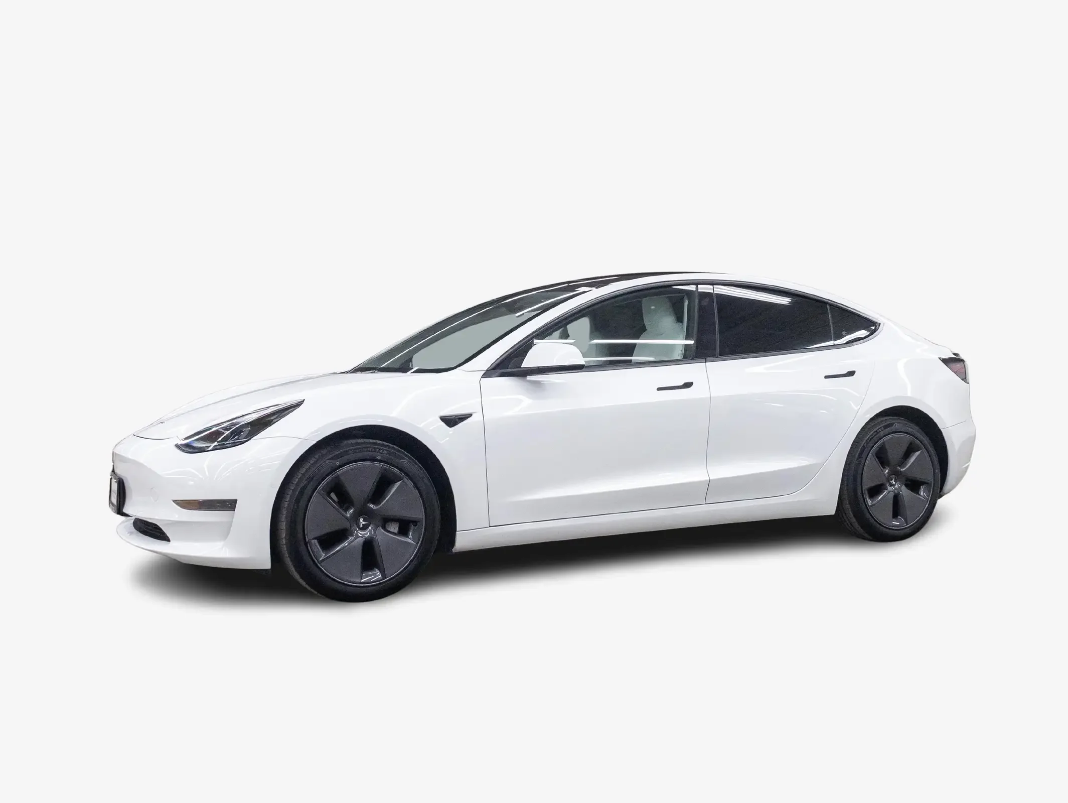 Tesla Model 3 Standard Range - Photo 2