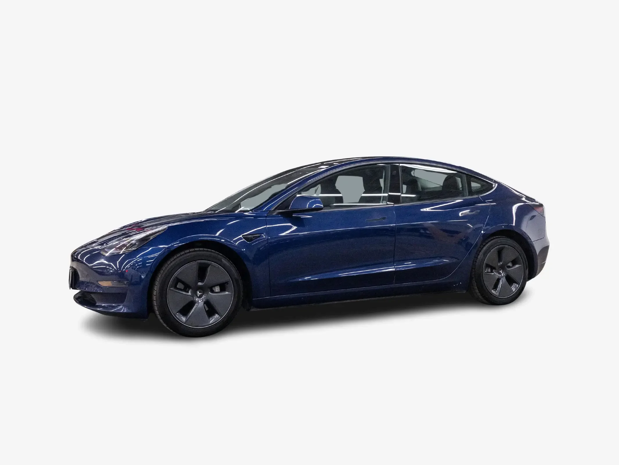 Tesla Model 3 Standard Range - Photo 2