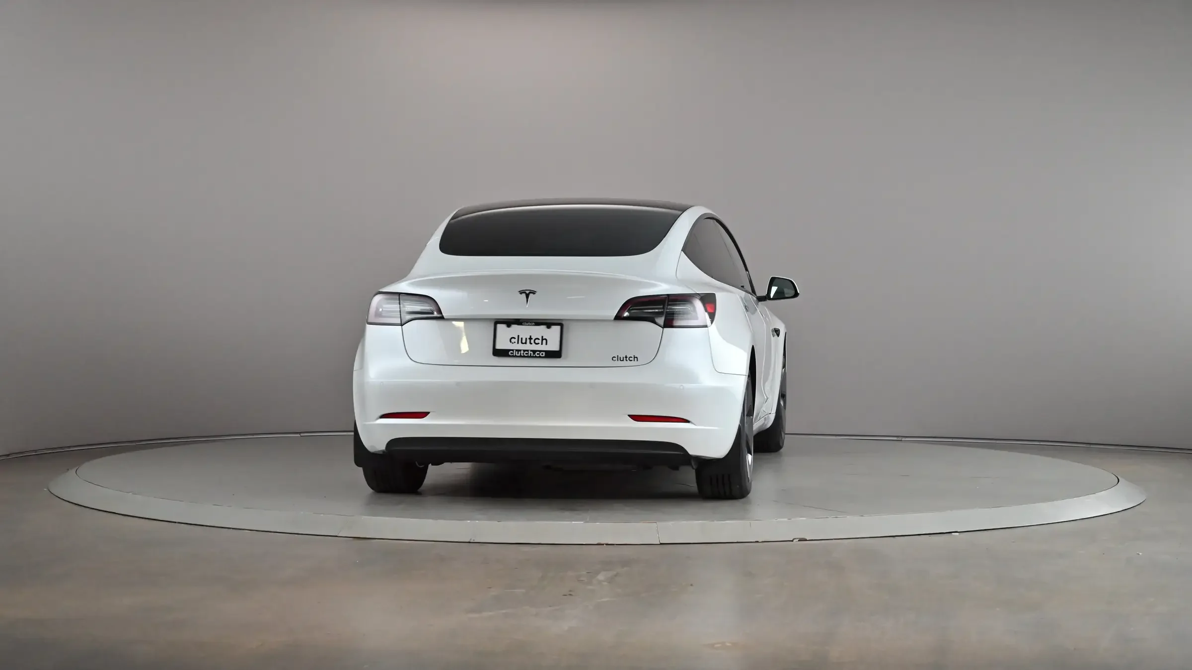 Tesla Model 3 Standard Range - Photo 3