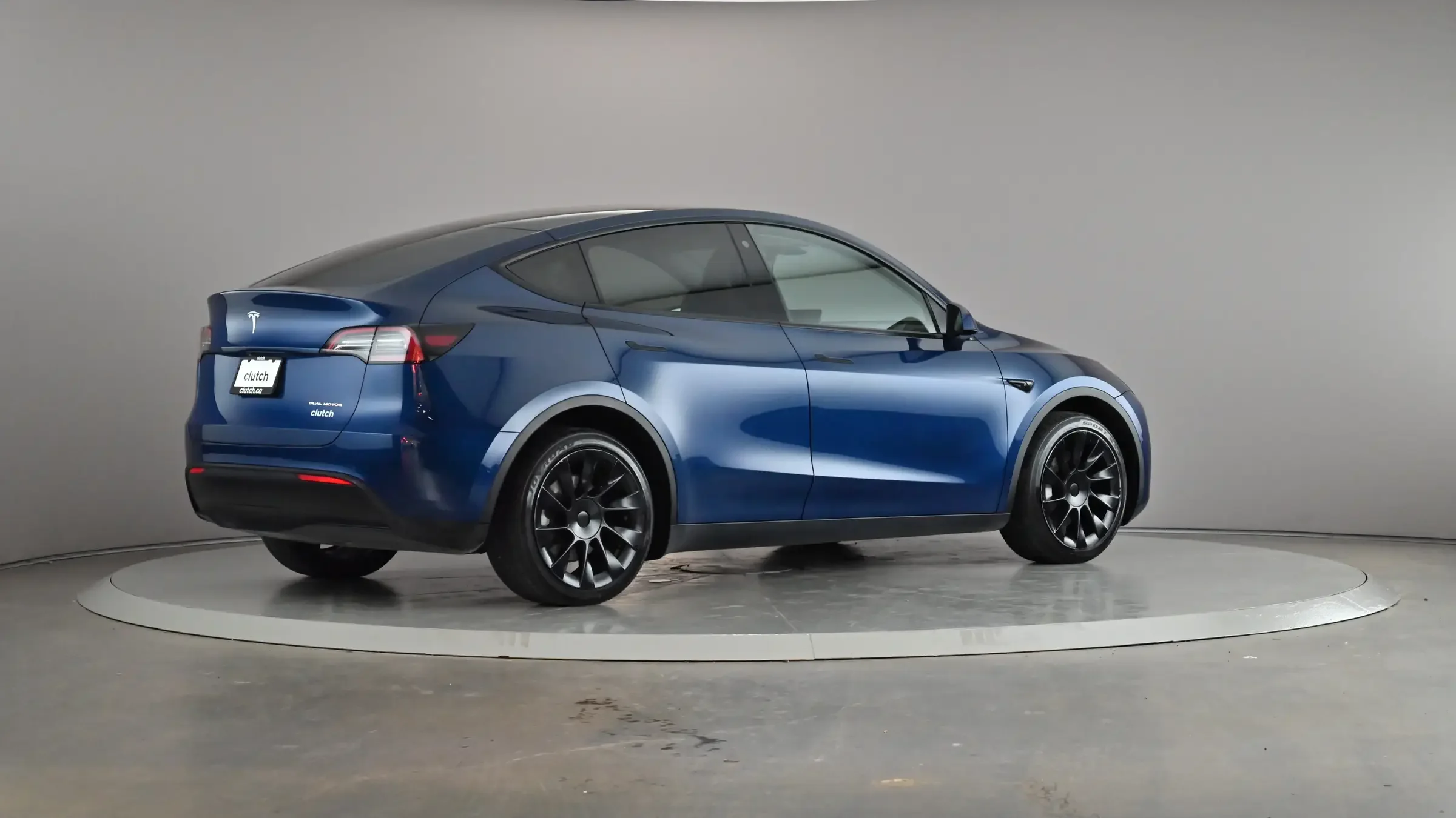 Tesla Model Y Long Range - Photo 2