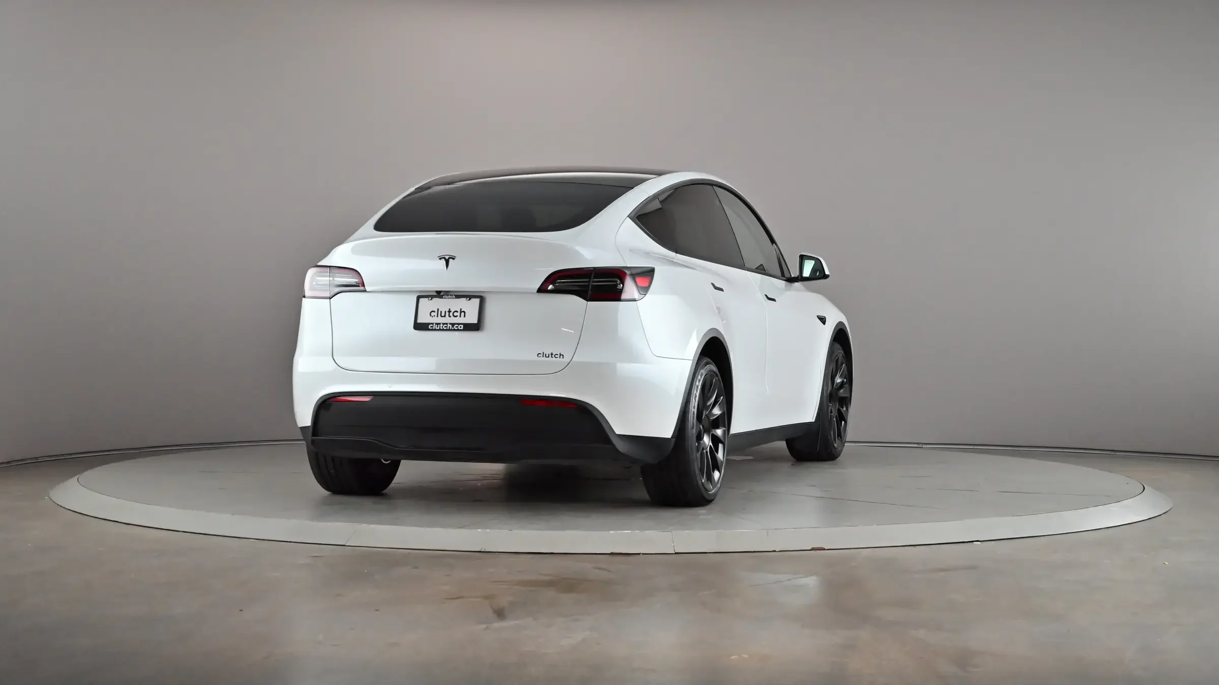 Tesla Model Y Long Range - Photo 2