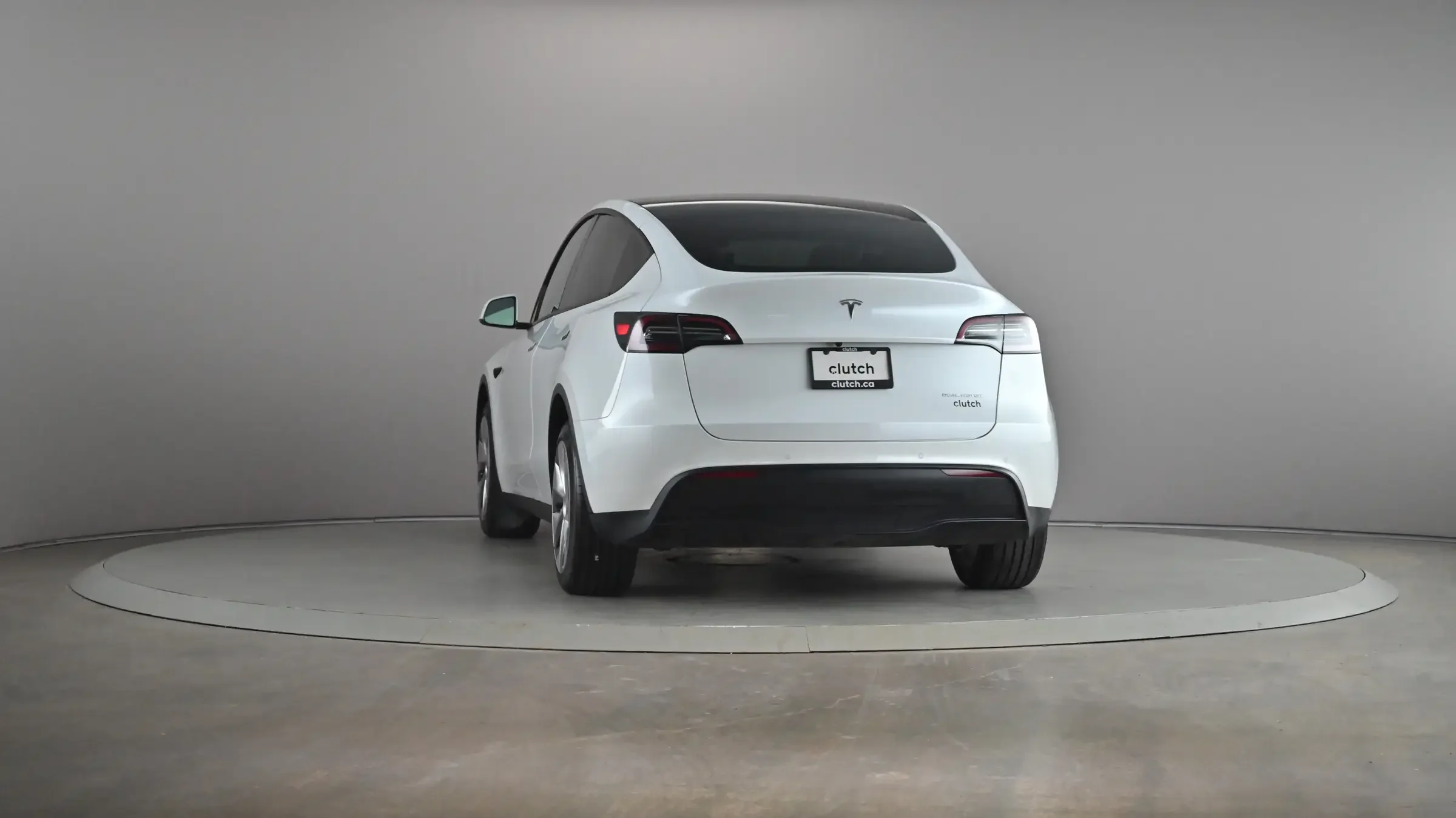 Tesla Model Y Long Range - Photo 3