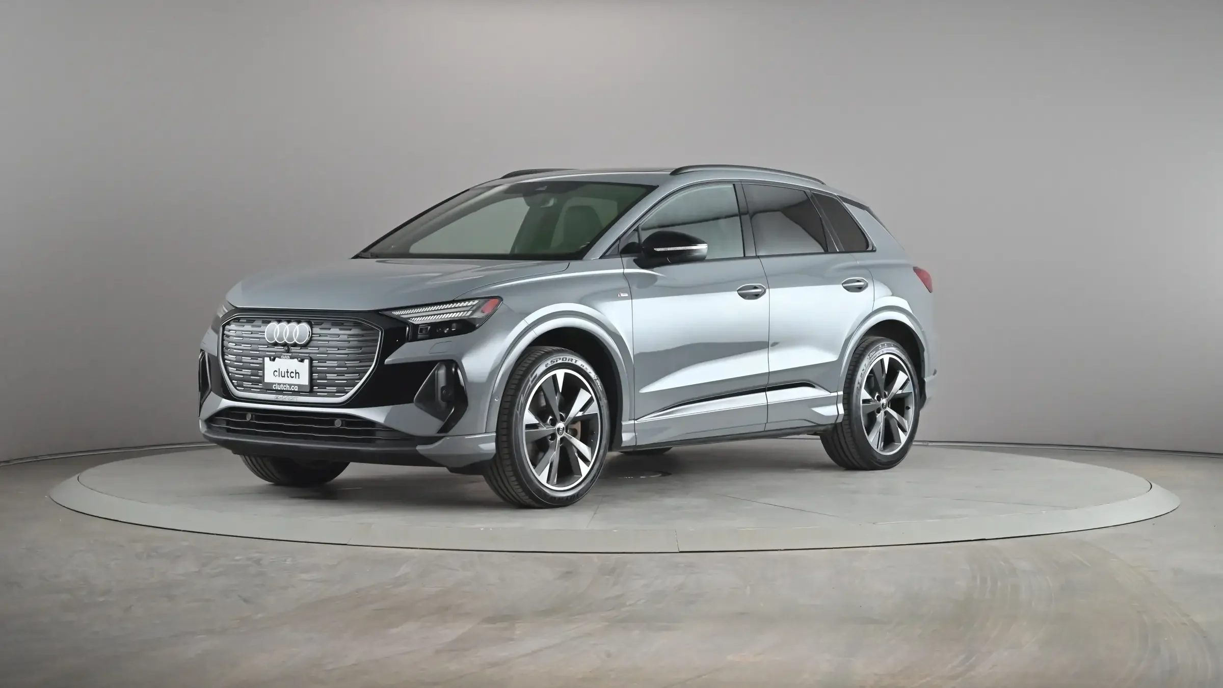 Audi Q4 e-tron 50 - Photo 1