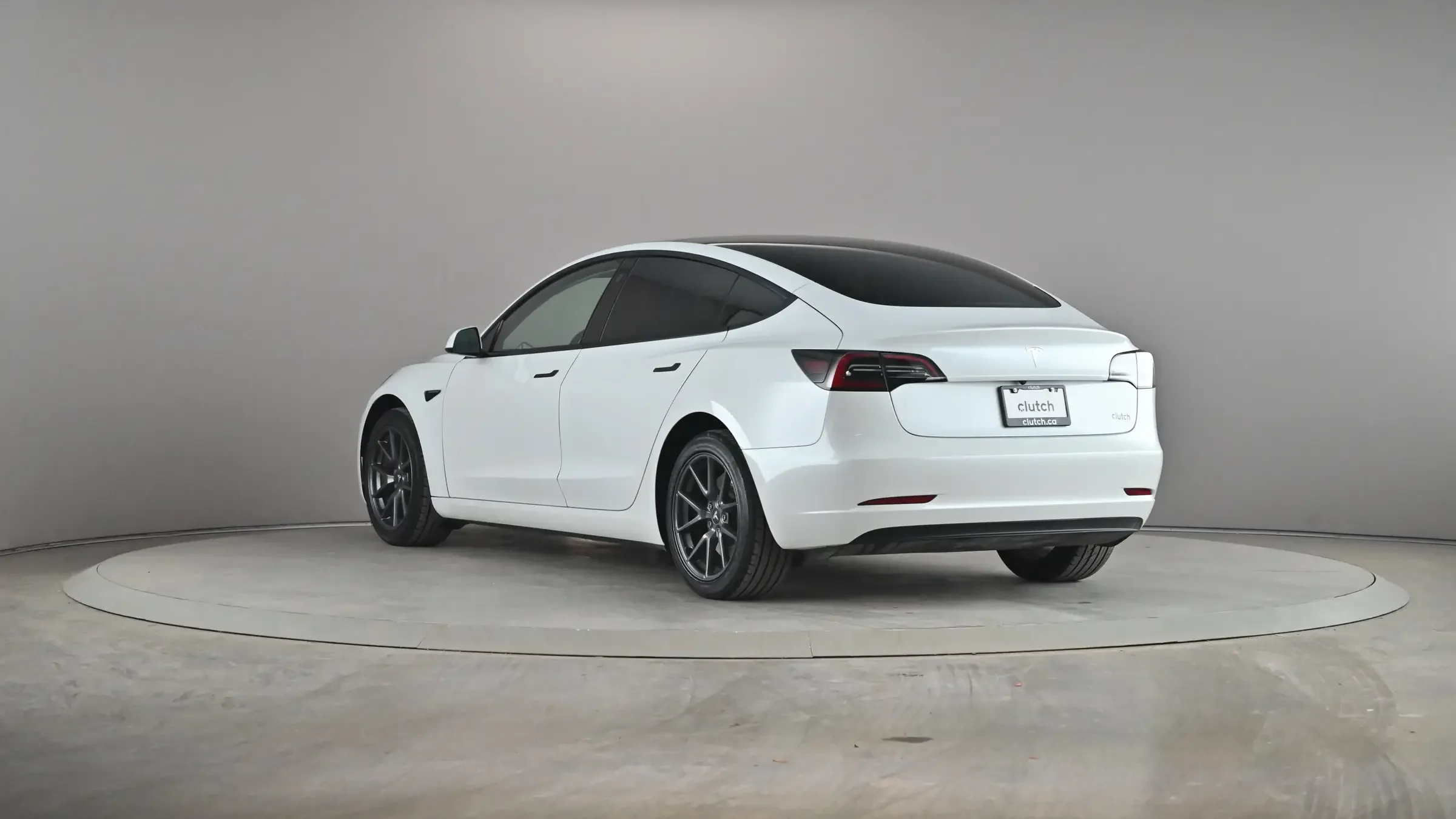 Tesla Model 3 RWD - Photo 2