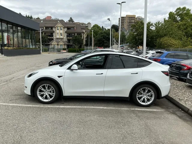 Tesla Model Y Long Range