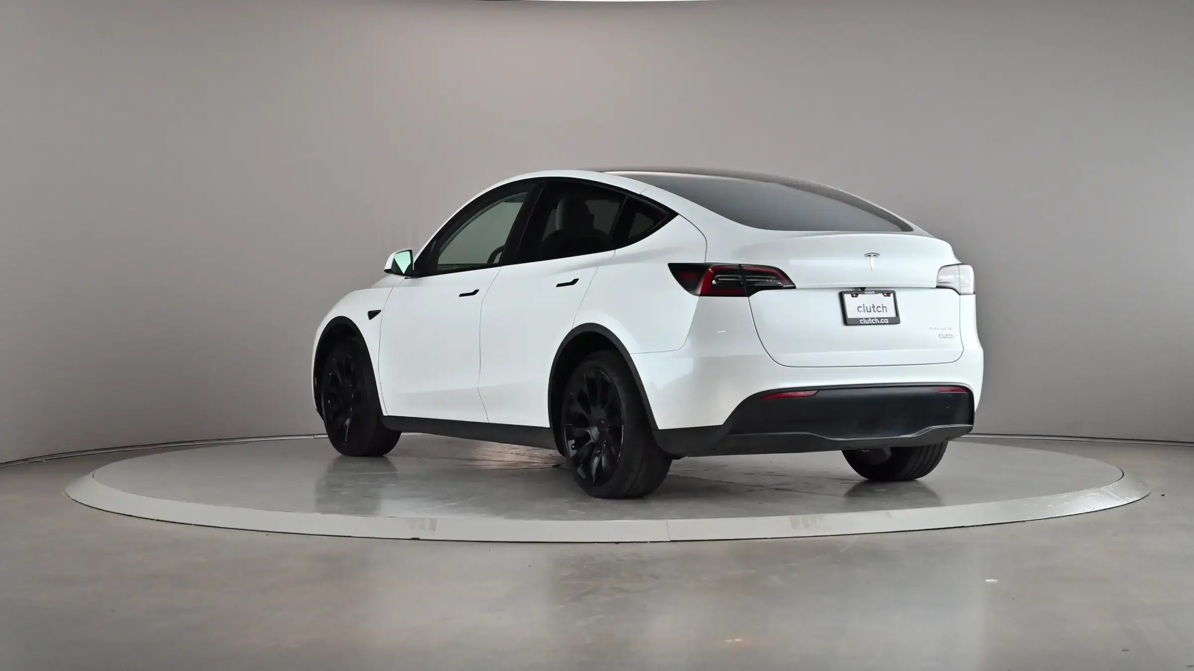 Tesla Model Y Long Range - Photo 1