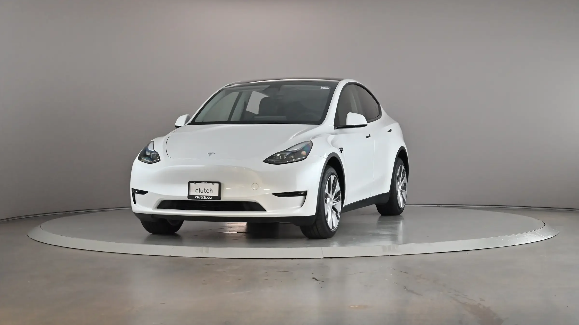 Tesla Model Y Long Range - Photo 2