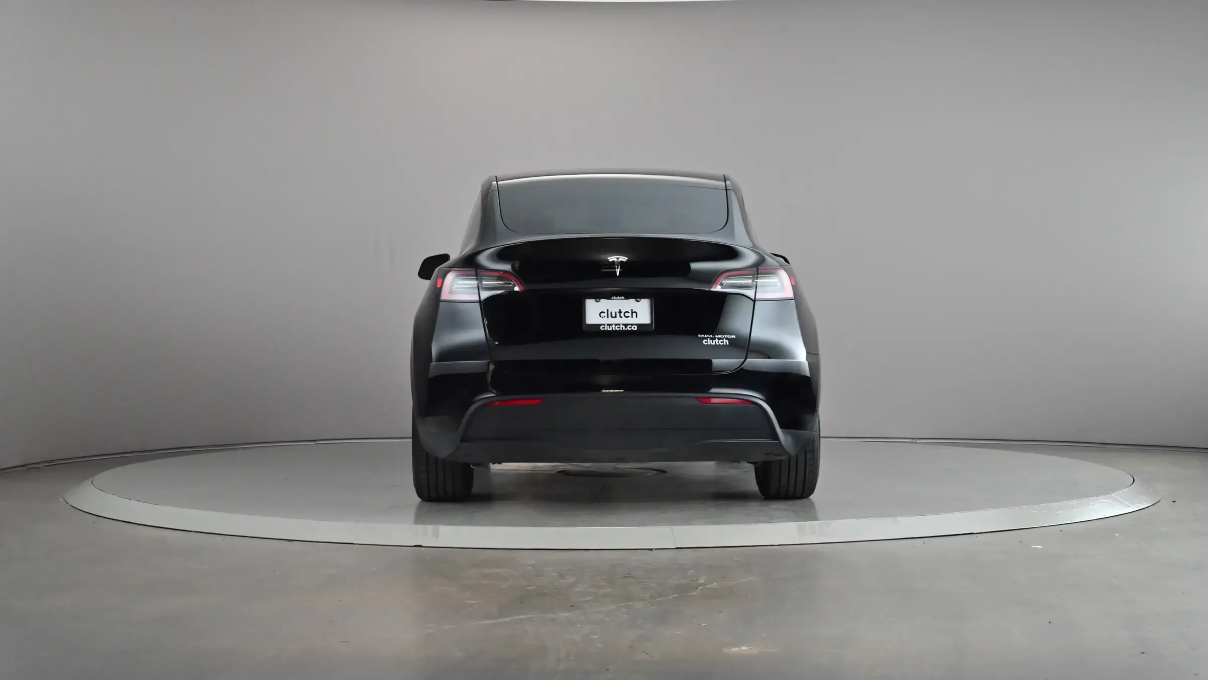 Tesla Model Y Long Range - Photo 1