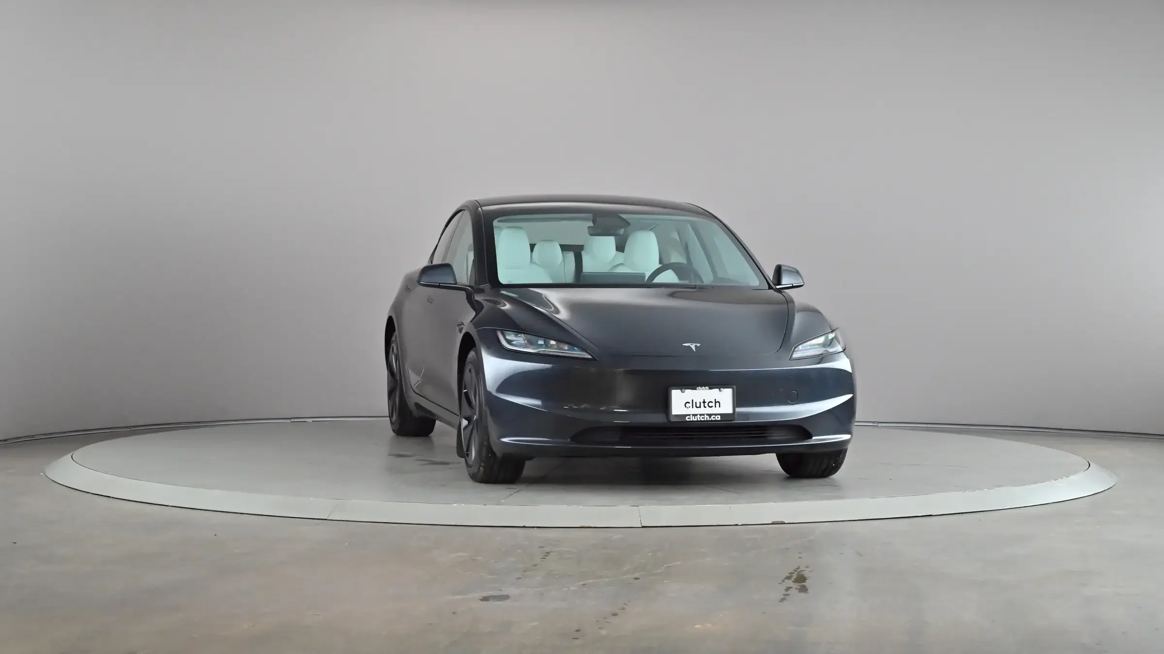 Tesla Model 3 - Photo 1