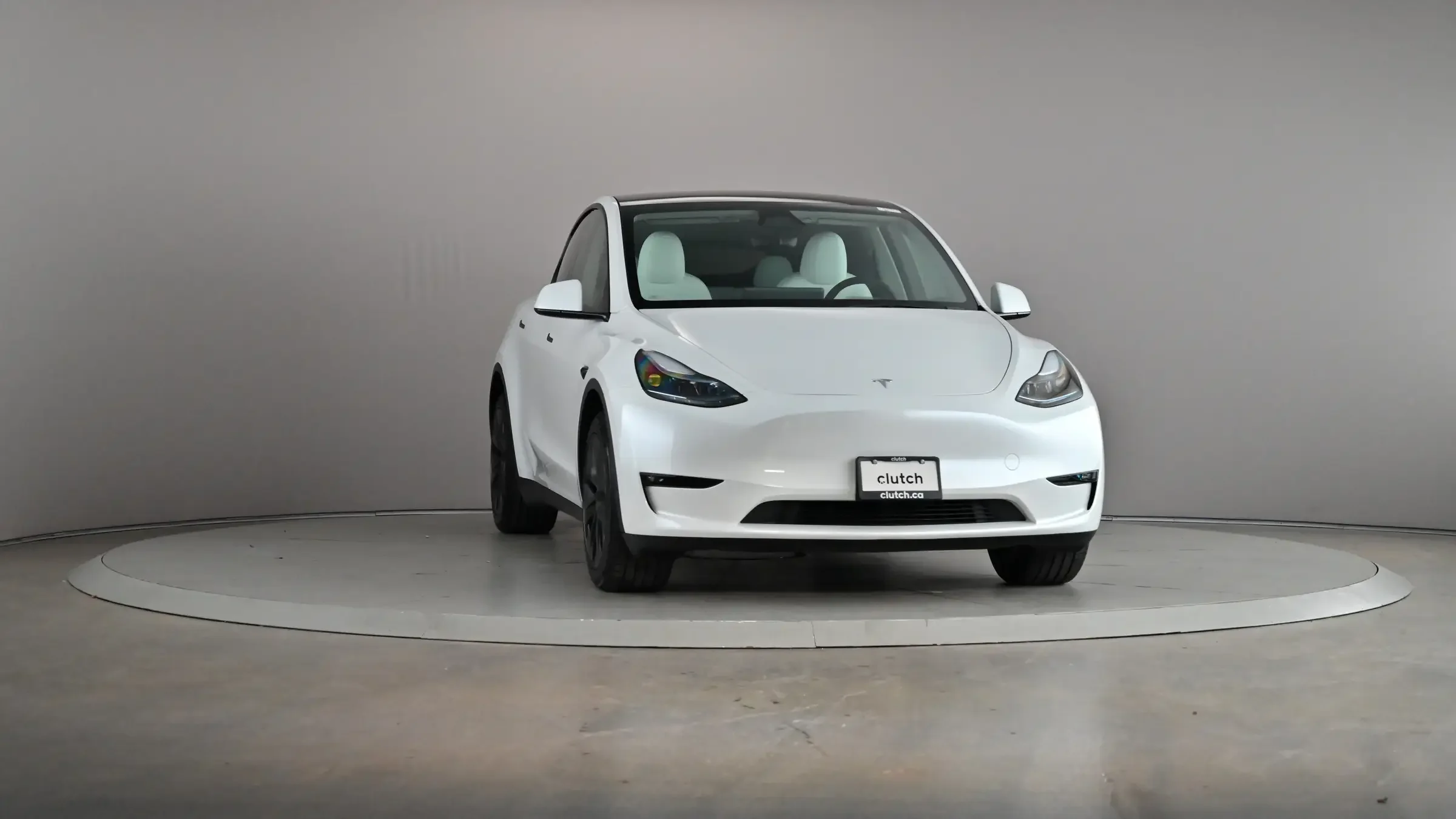 Tesla Model Y Long Range - Photo 1