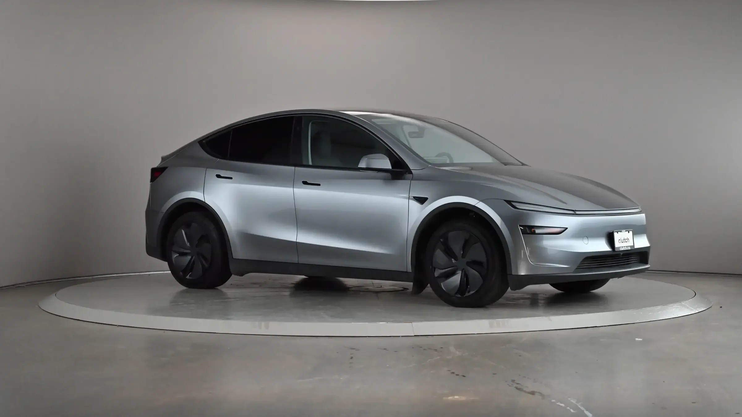 Tesla Model Y Long Range Launch Series AWD - Photo 3