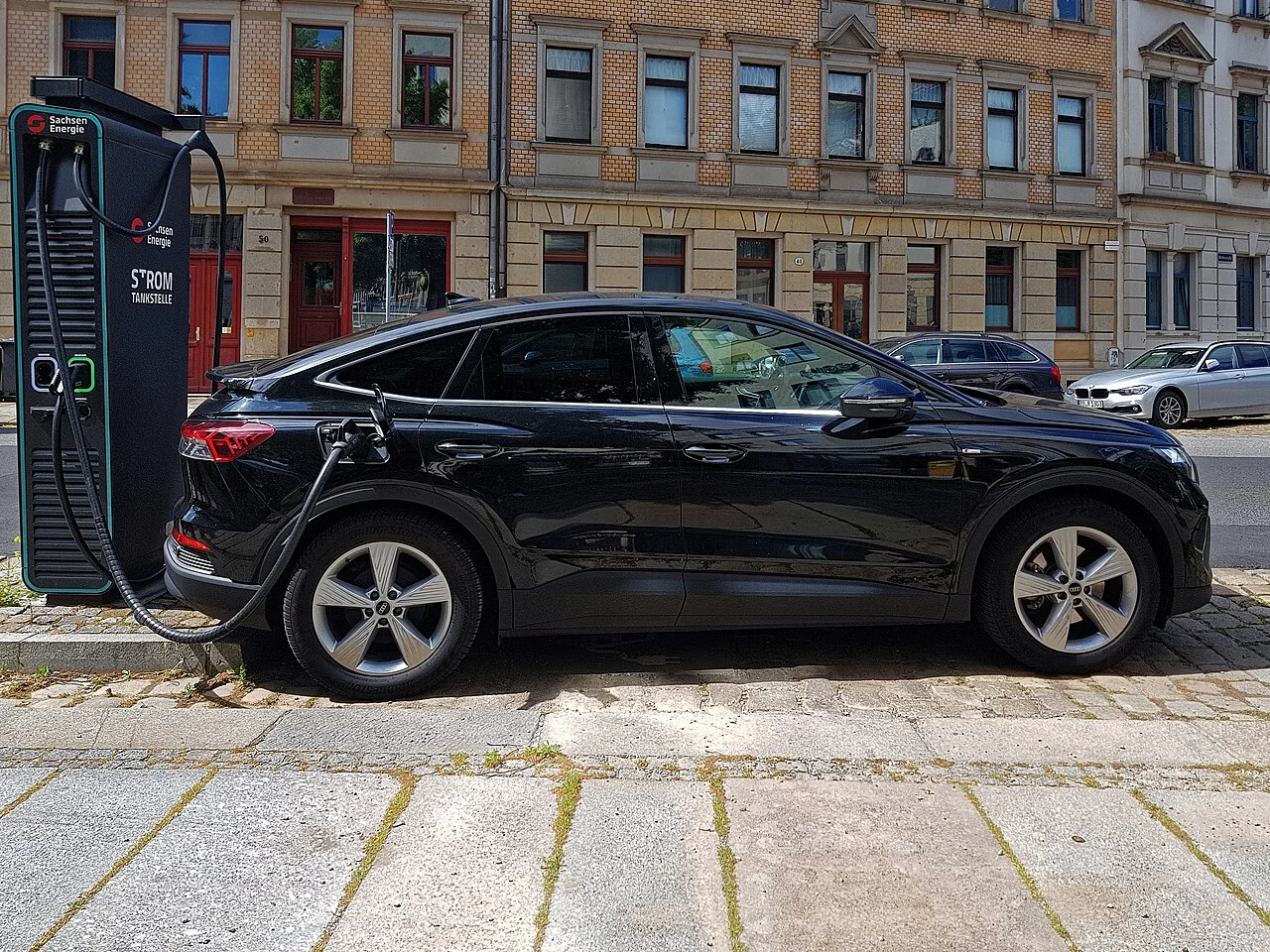 Audi Q4 e-tron in Canada