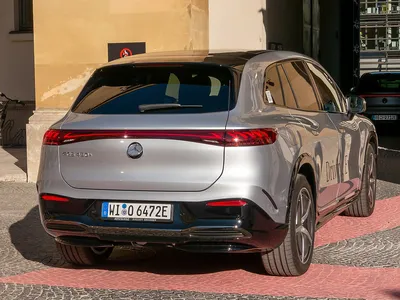 Mercedes-Benz EQS
